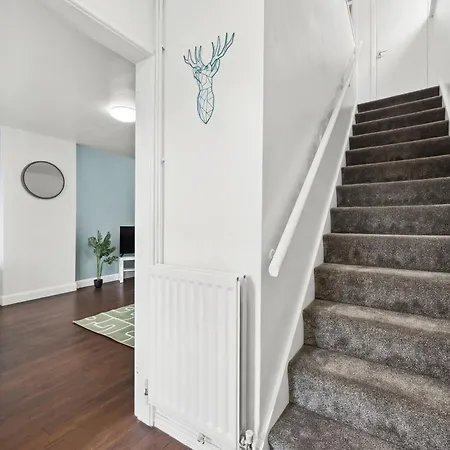 Stylish Home From Home 3 Bed House, Sleeps 6, Private Parking, Wifi Leamington Spa Exterior photo