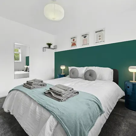 Stylish Home From Home 3 Bed House, Sleeps 6, Private Parking, Wifi Leamington Spa Exterior photo